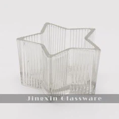 Kreativer transparenter Pentagramm-Kerzenhalter mit vertikalen Streifen